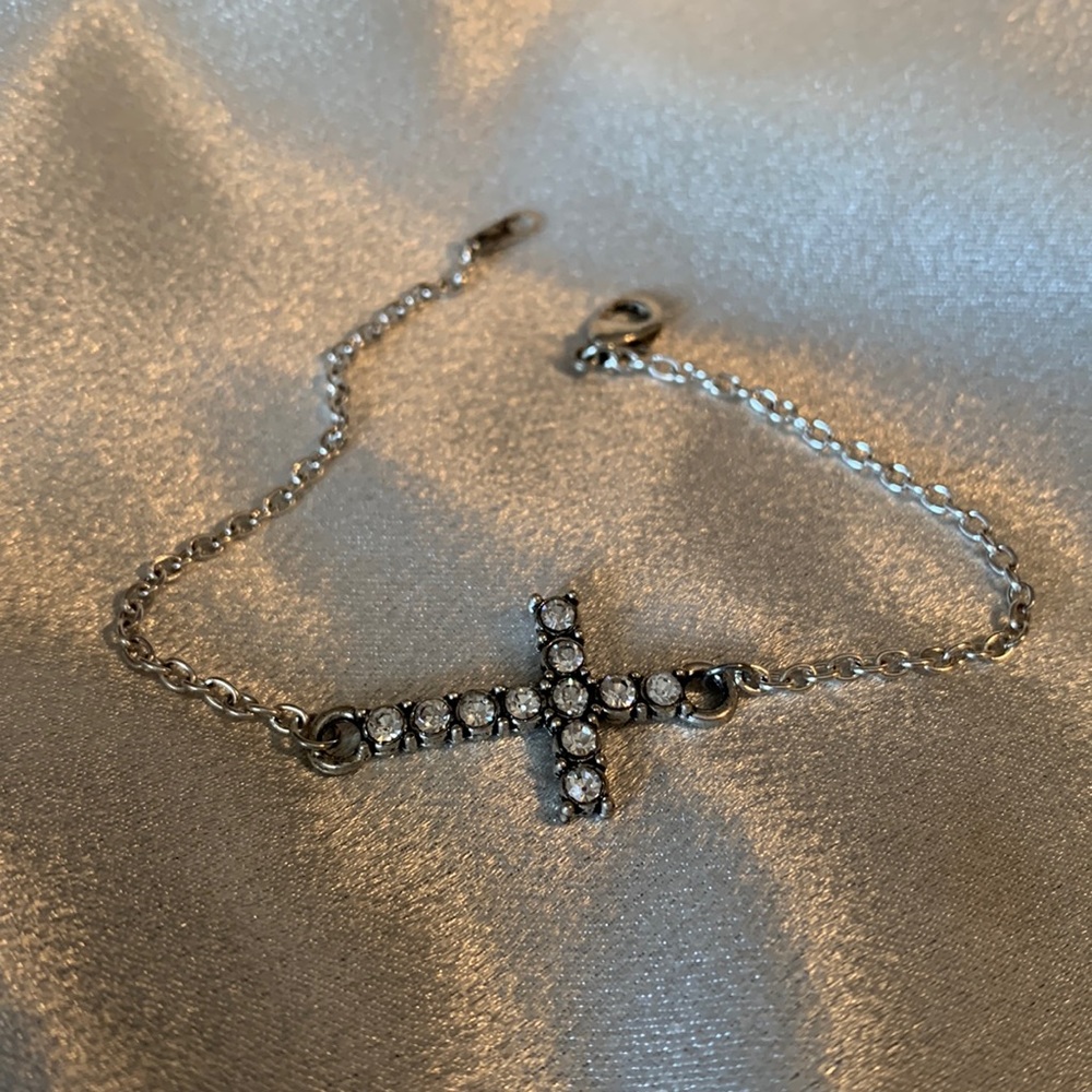 Side cross bracelet by mystic designs by Dee